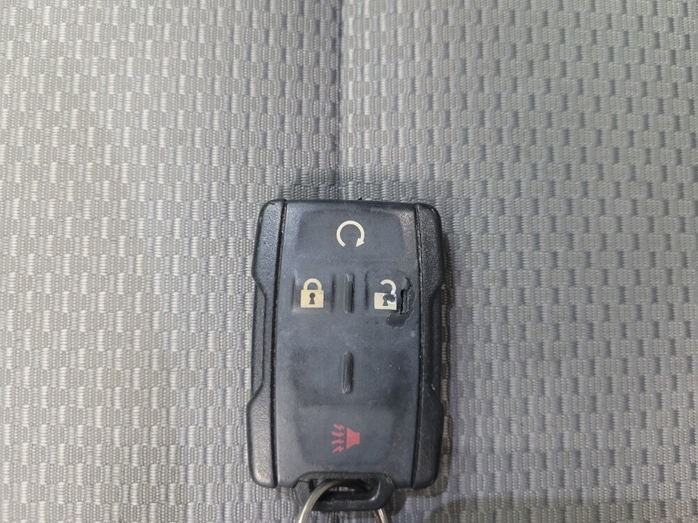 2015 GMC Sierra 1500 in Indianapolis, IN 46222 - 18090684 32