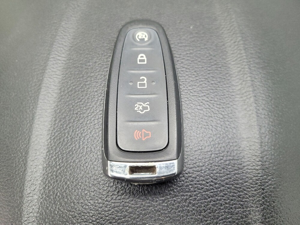 2017 Ford Escape in Las Vegas, NV 89104 - 18090685 32