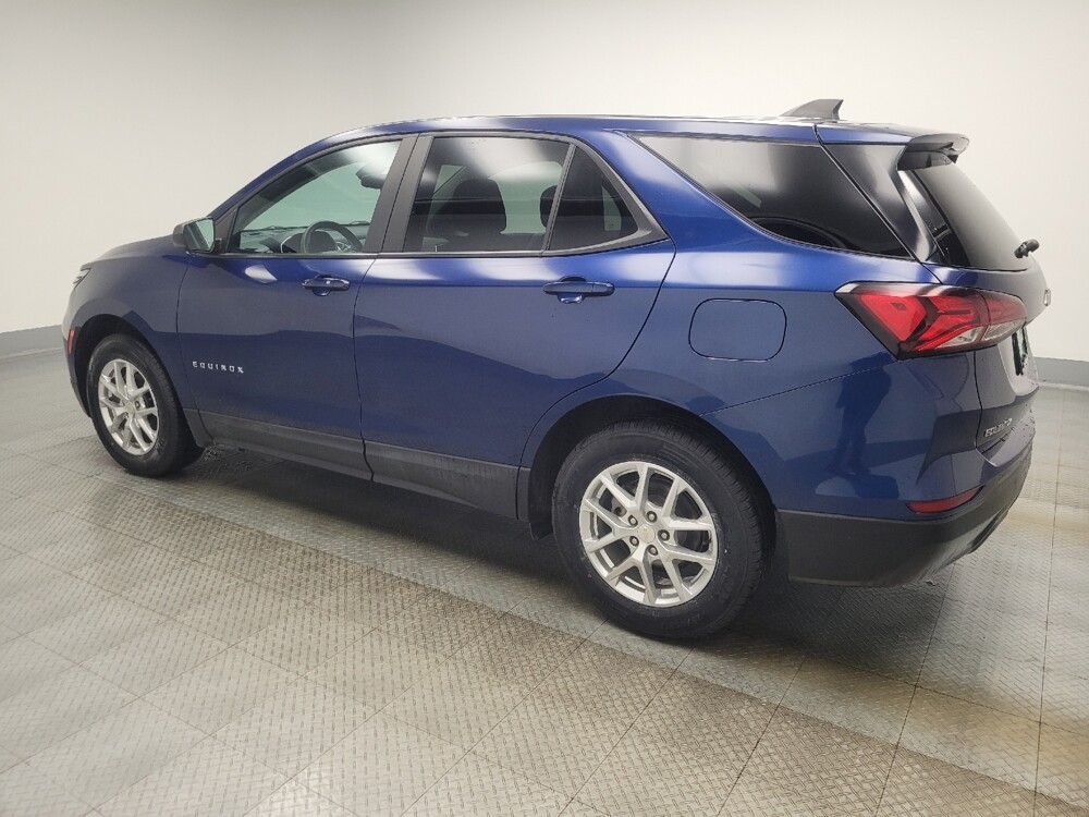 2022 Chevrolet Equinox in Indianapolis, IN 46222 - 18090686 3