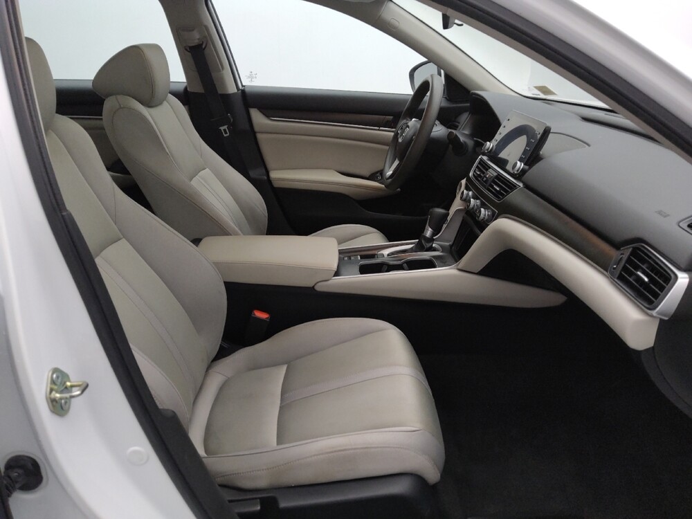 2020 Honda Accord in Springfield, MO 65807 - 18090687 21