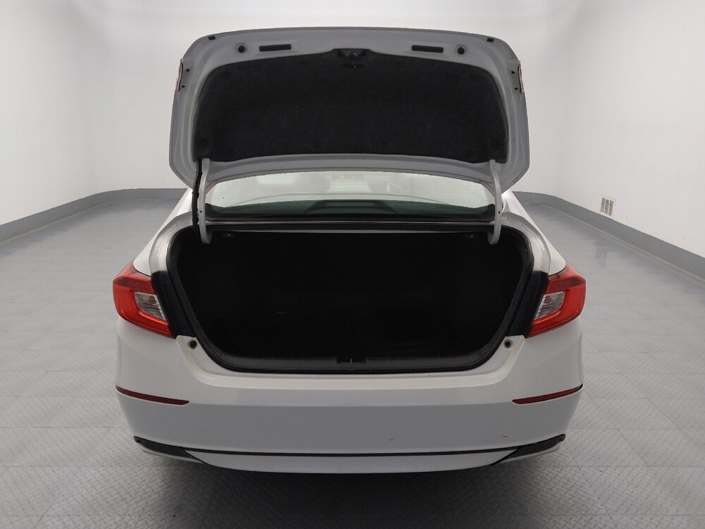 2020 Honda Accord in Springfield, MO 65807 - 18090687 29