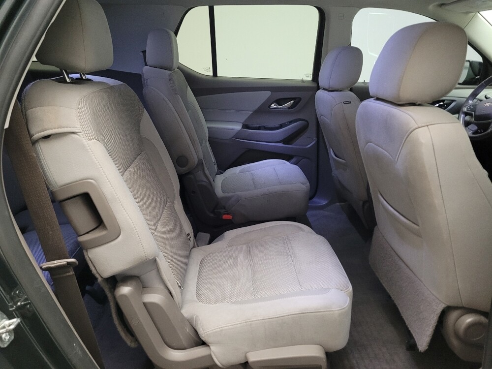 2019 Chevrolet Traverse in Downey, CA 90241 - 18090691 19