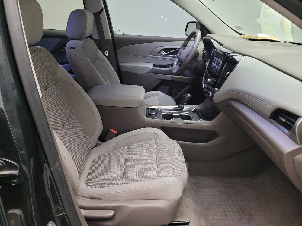 2019 Chevrolet Traverse in Downey, CA 90241 - 18090691 21