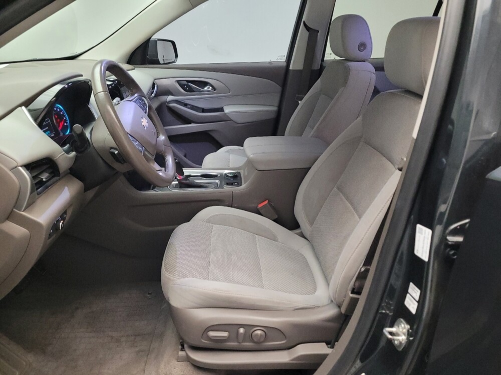 2019 Chevrolet Traverse in Downey, CA 90241 - 18090691 17