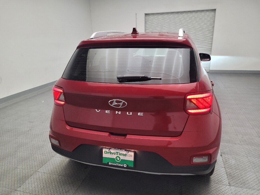 2022 Hyundai Venue in Downey, CA 90241 - 18090695 7