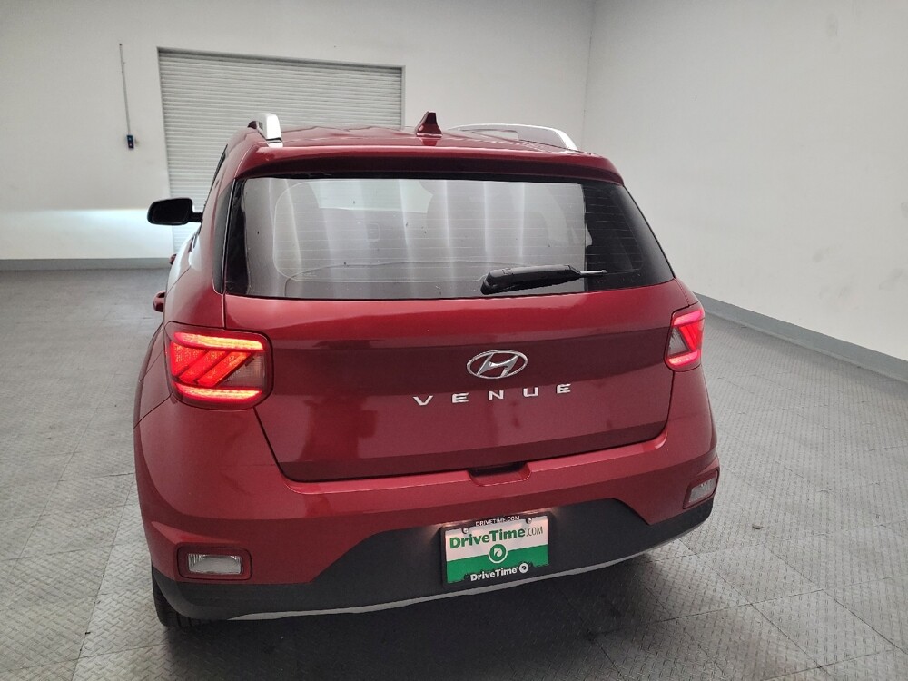 2022 Hyundai Venue in Downey, CA 90241 - 18090695 6