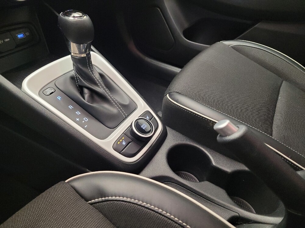 2022 Hyundai Venue in Downey, CA 90241 - 18090695 26