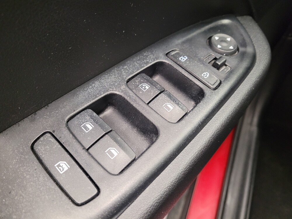 2022 Hyundai Venue in Downey, CA 90241 - 18090695 27