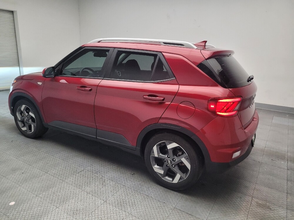 2022 Hyundai Venue in Downey, CA 90241 - 18090695 3