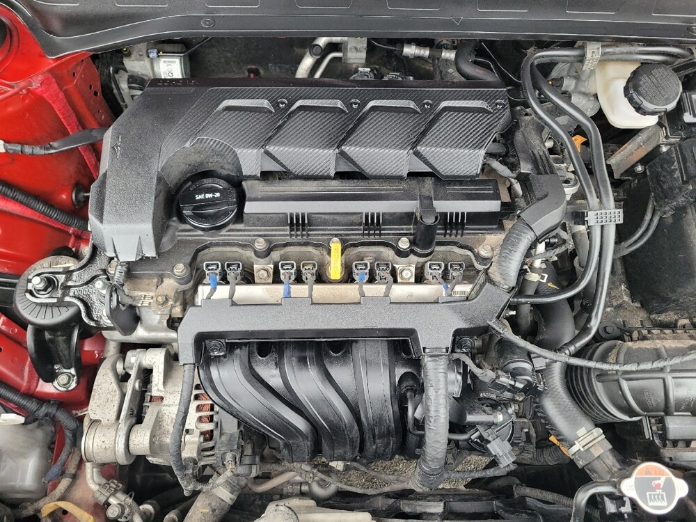 2022 Hyundai Venue in Downey, CA 90241 - 18090695 30