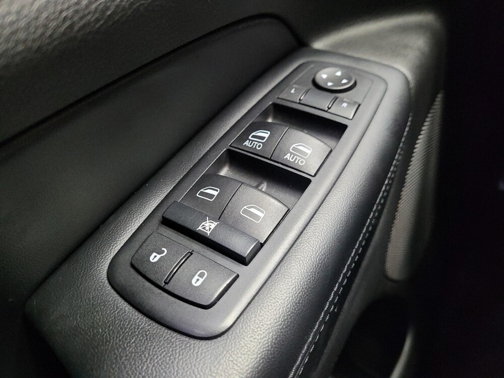 2015 Jeep Grand Cherokee in Las Vegas, NV 89102 - 18090698 27