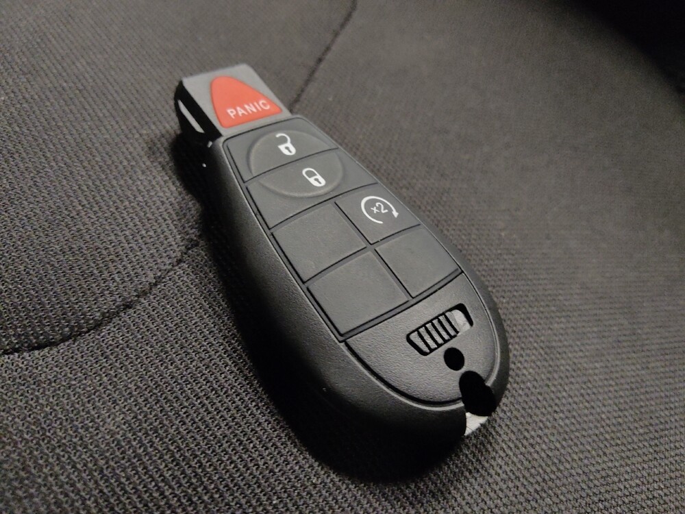 2019 Jeep Cherokee in Albuquerque, NM 87123 - 18090701 32