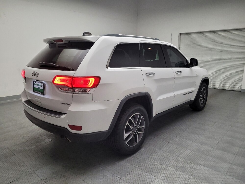 2019 Jeep Grand Cherokee in Downey, CA 90241 - 18090710 9
