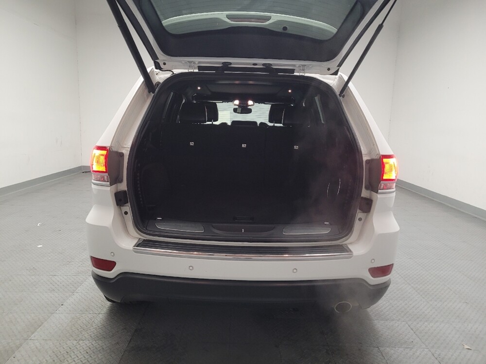 2019 Jeep Grand Cherokee in Downey, CA 90241 - 18090710 29