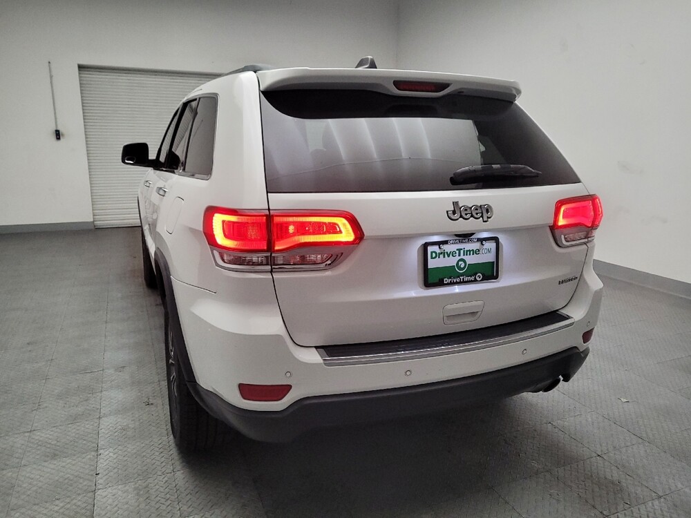 2019 Jeep Grand Cherokee in Downey, CA 90241 - 18090710 6