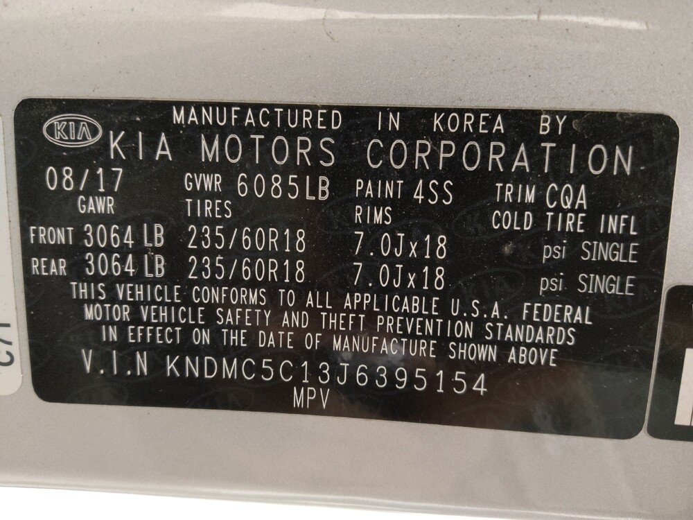 2018 Kia Sedona in Wichita, KS 67207 - 18090712 33