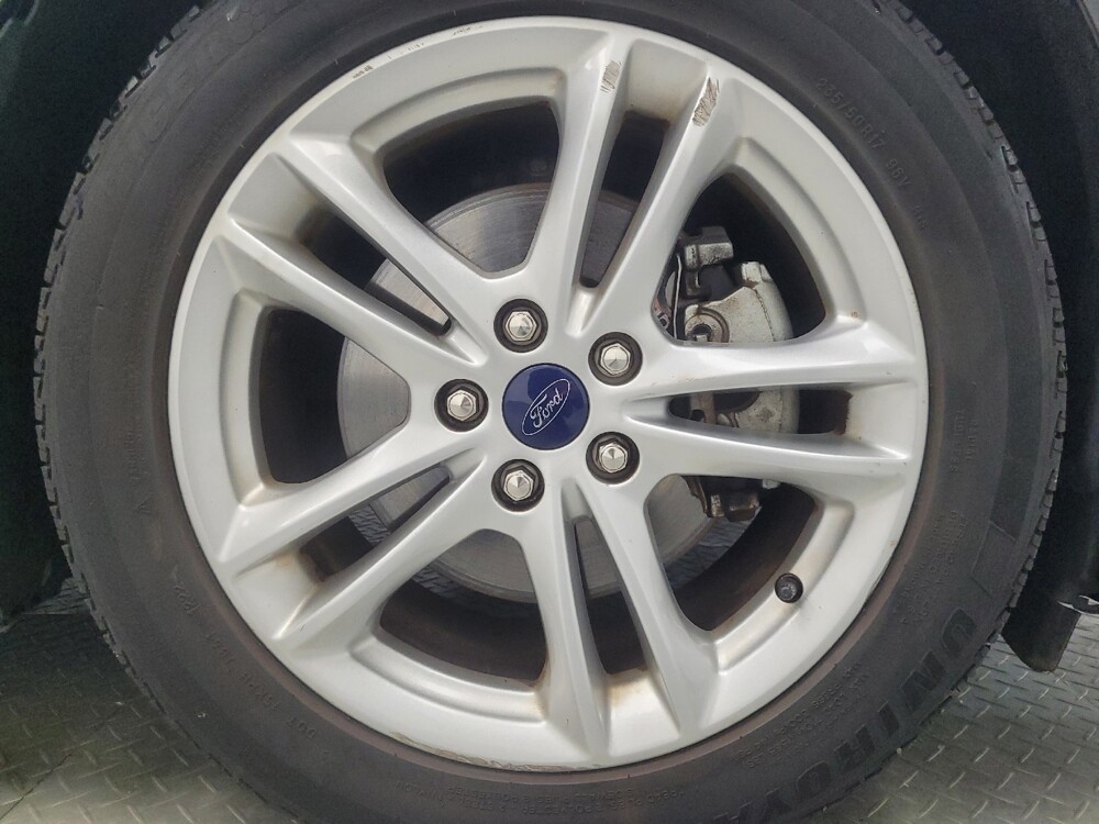 2018 Ford Fusion in Mishawaka, IN 46545 - 18090730 31