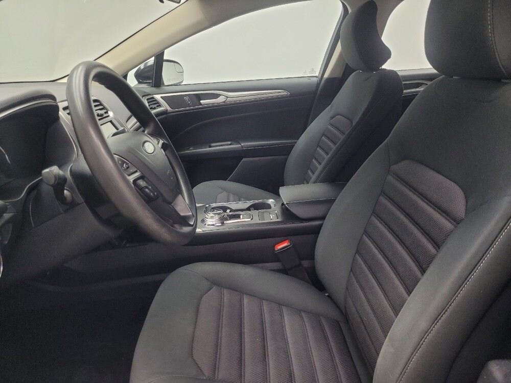 2018 Ford Fusion in Mishawaka, IN 46545 - 18090730 17