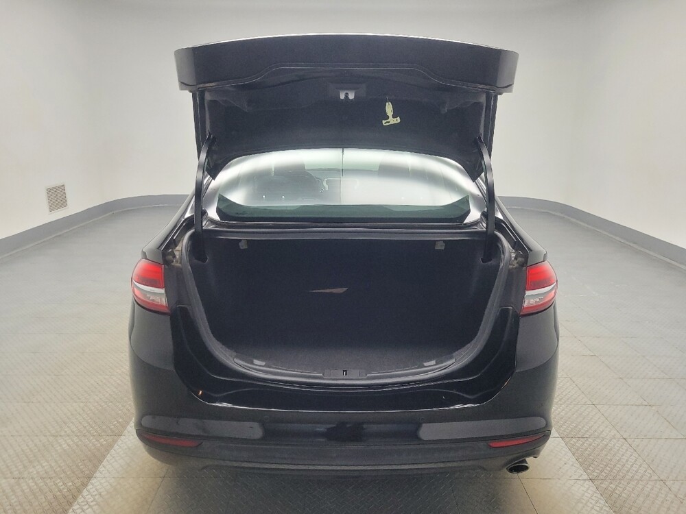 2018 Ford Fusion in Mishawaka, IN 46545 - 18090730 29