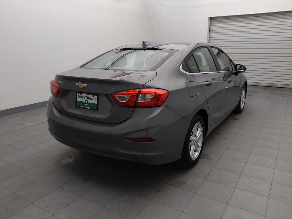 2018 Chevrolet Cruze in Houston, TX 77074 - 18090740 7
