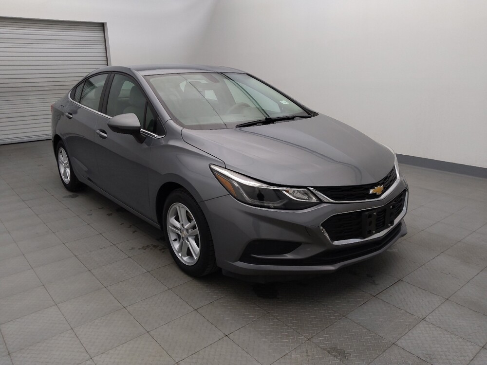 2018 Chevrolet Cruze in Houston, TX 77074 - 18090740 13