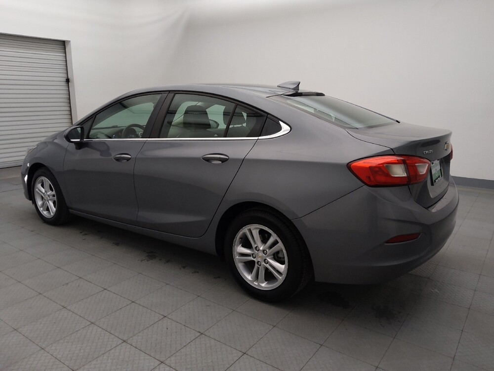 2018 Chevrolet Cruze in Houston, TX 77074 - 18090740 3