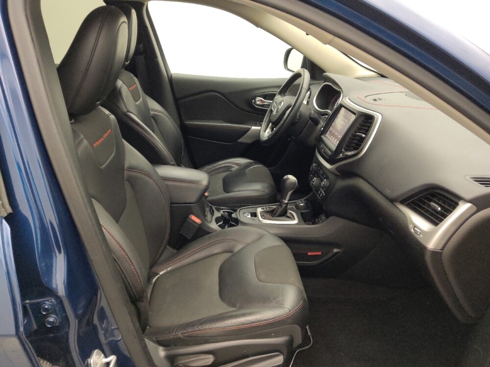 2018 Jeep Cherokee in Houston, TX 77074 - 18090744 21