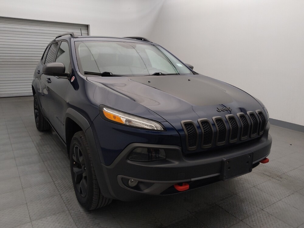 2018 Jeep Cherokee in Houston, TX 77074 - 18090744 14
