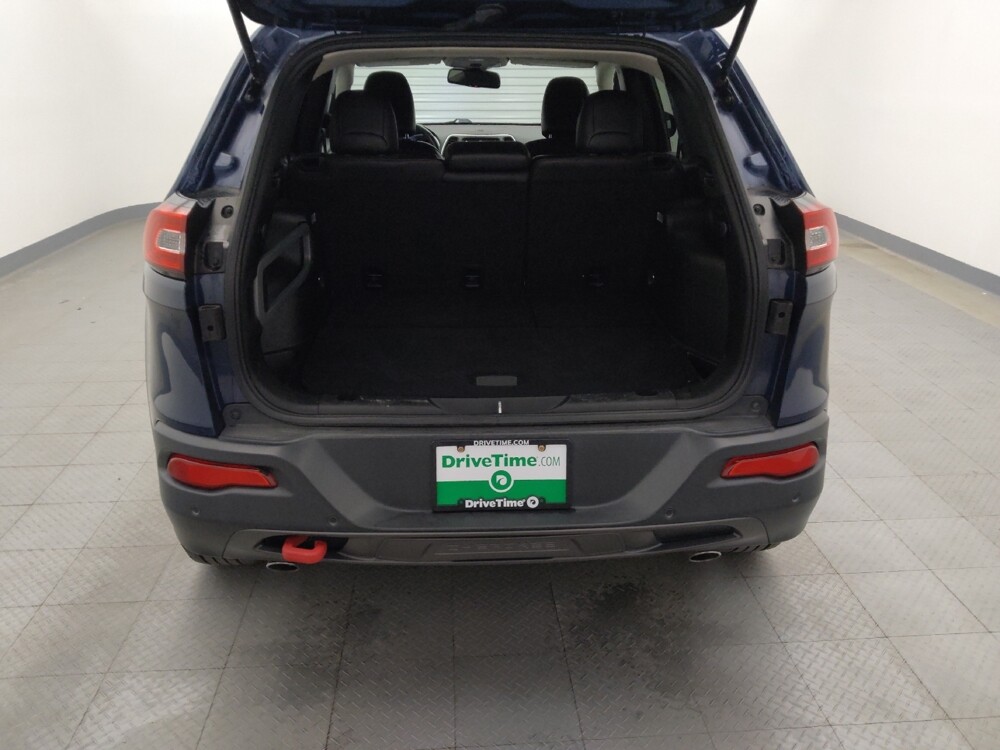 2018 Jeep Cherokee in Houston, TX 77074 - 18090744 29