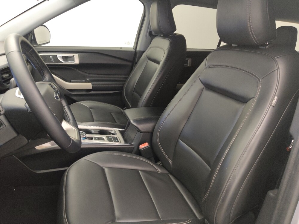 2022 Ford Explorer in Savannah, GA 31419 - 18090745 17