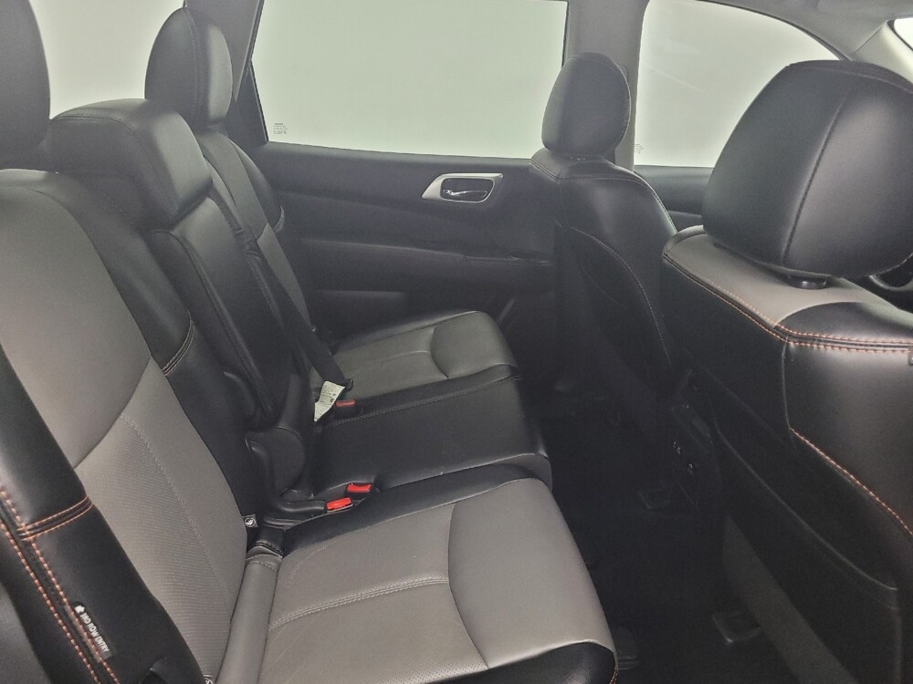 2020 Nissan Pathfinder in Memphis, TN 38115 - 18090749 19