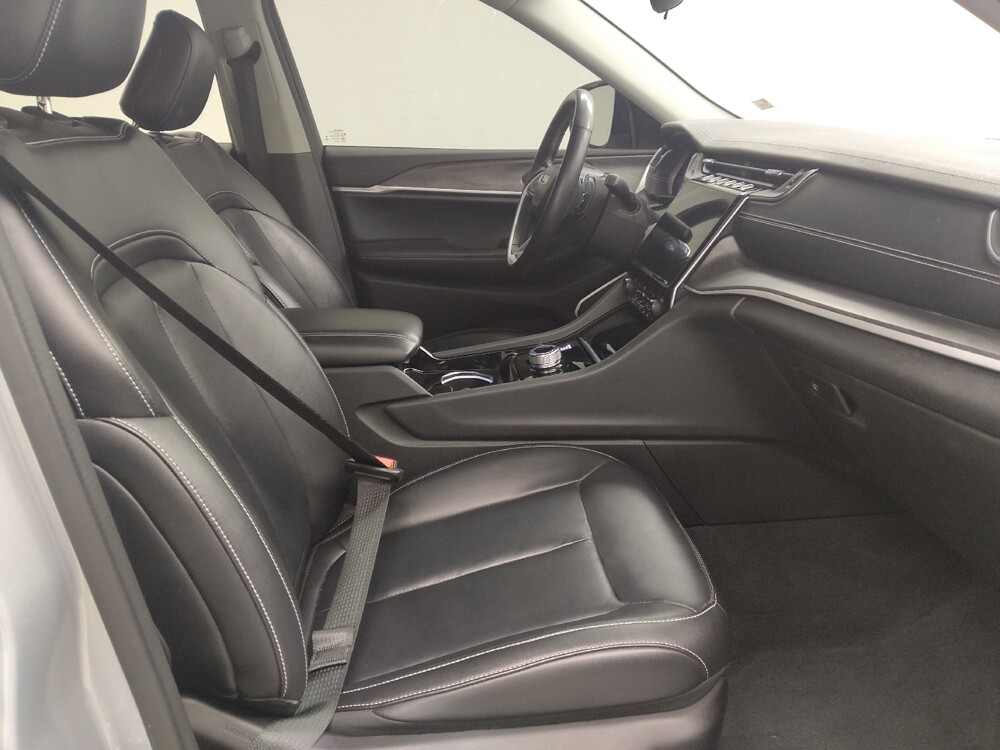 2021 Jeep Grand Cherokee L in St. Louis, MO 63136 - 18090753 21