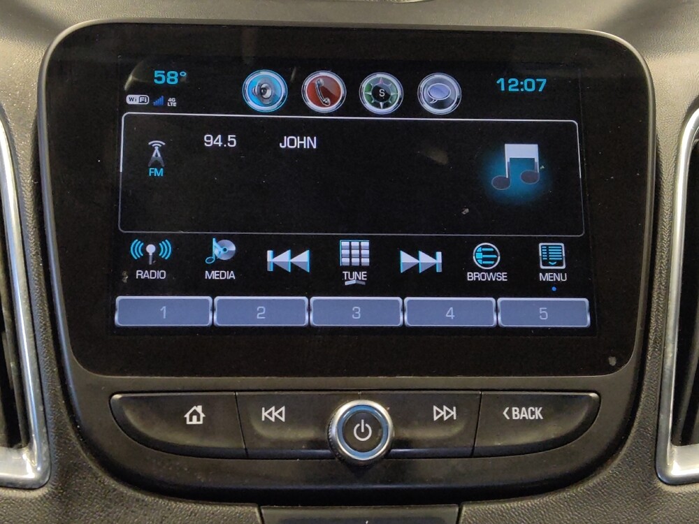 2018 Chevrolet Malibu in Mesa, AZ 85210 - 18090756 25