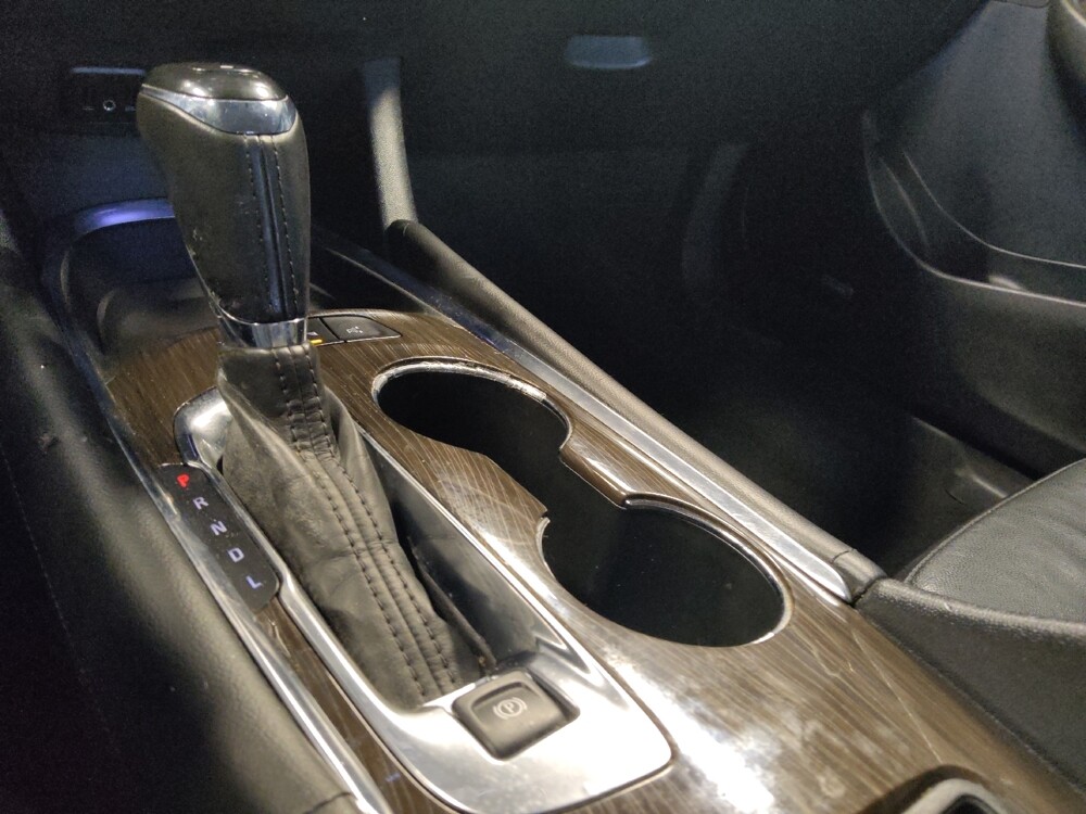 2018 Chevrolet Malibu in Mesa, AZ 85210 - 18090756 26