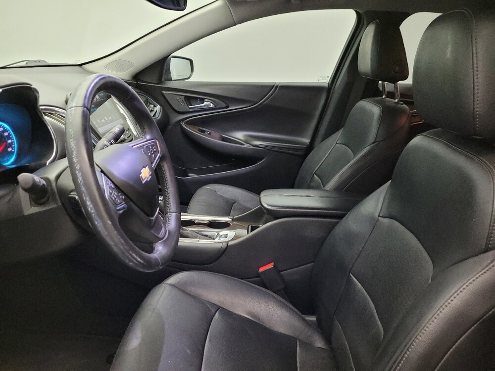 2018 Chevrolet Malibu in Mesa, AZ 85210 - 18090756 17