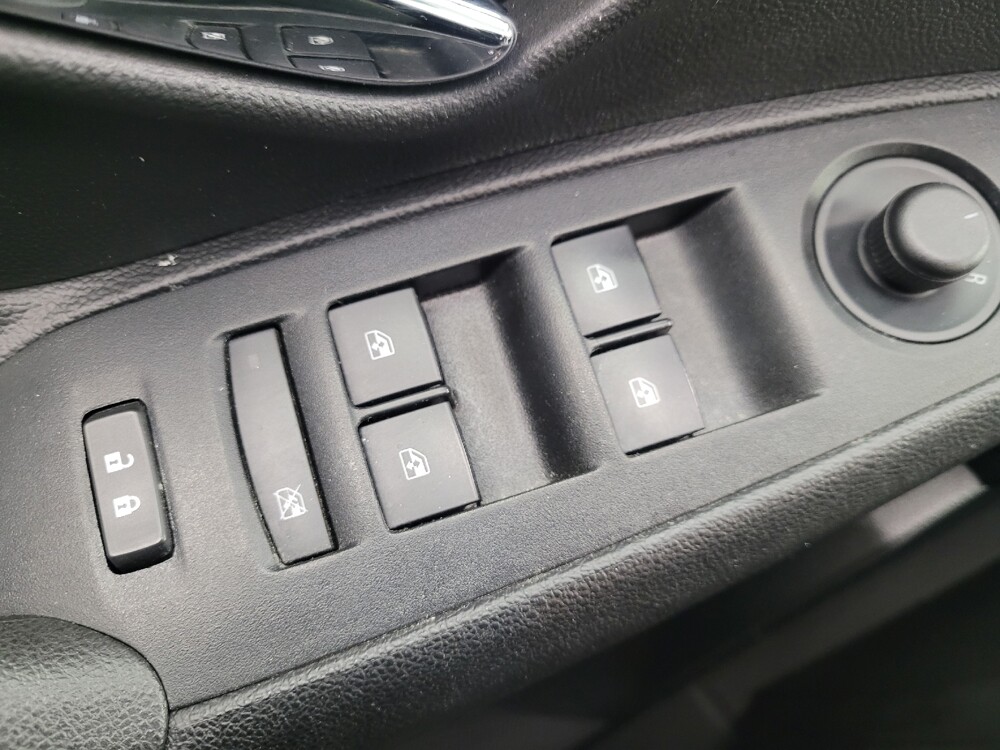 2019 Chevrolet Trax in Huntsville, AL 35816 - 18090761 27