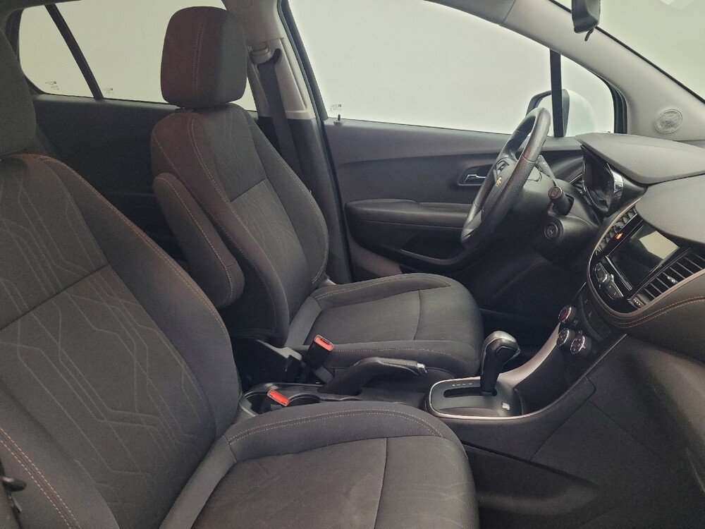 2019 Chevrolet Trax in Huntsville, AL 35816 - 18090761 21