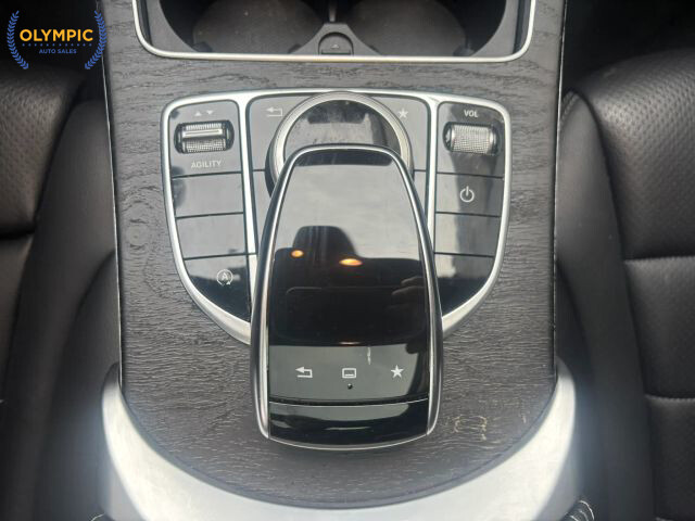 2015 Mercedes-Benz C 300 in Decatur, GA 30032 - 18090779 29