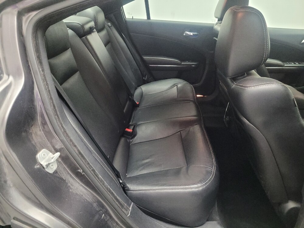 2013 Dodge Charger in Torrance, CA 90504 - 18090790 19