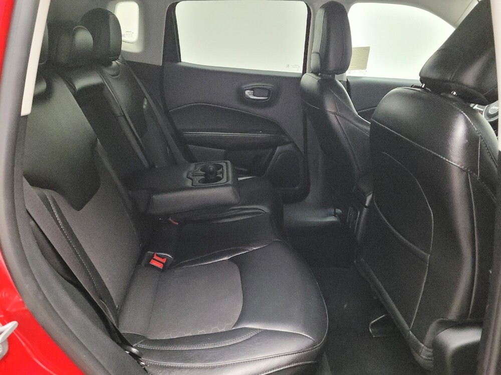 2018 Jeep Compass in Downey, CA 90241 - 18090791 19