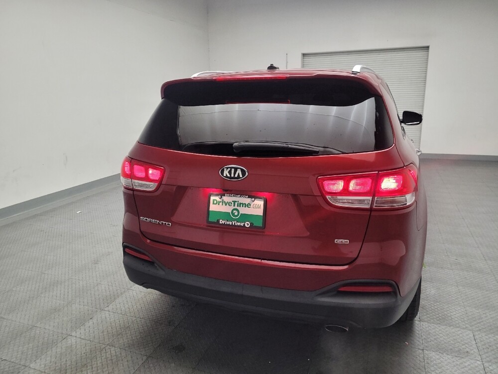 2017 Kia Sorento in Downey, CA 90241 - 18090792 7