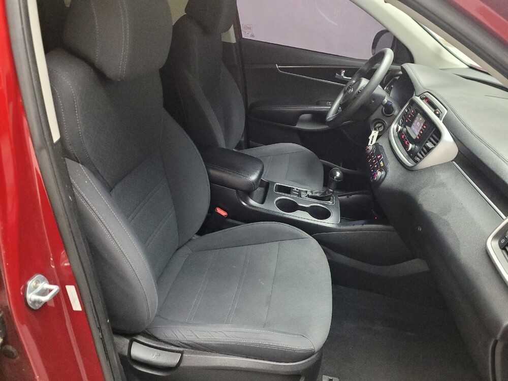 2017 Kia Sorento in Downey, CA 90241 - 18090792 21