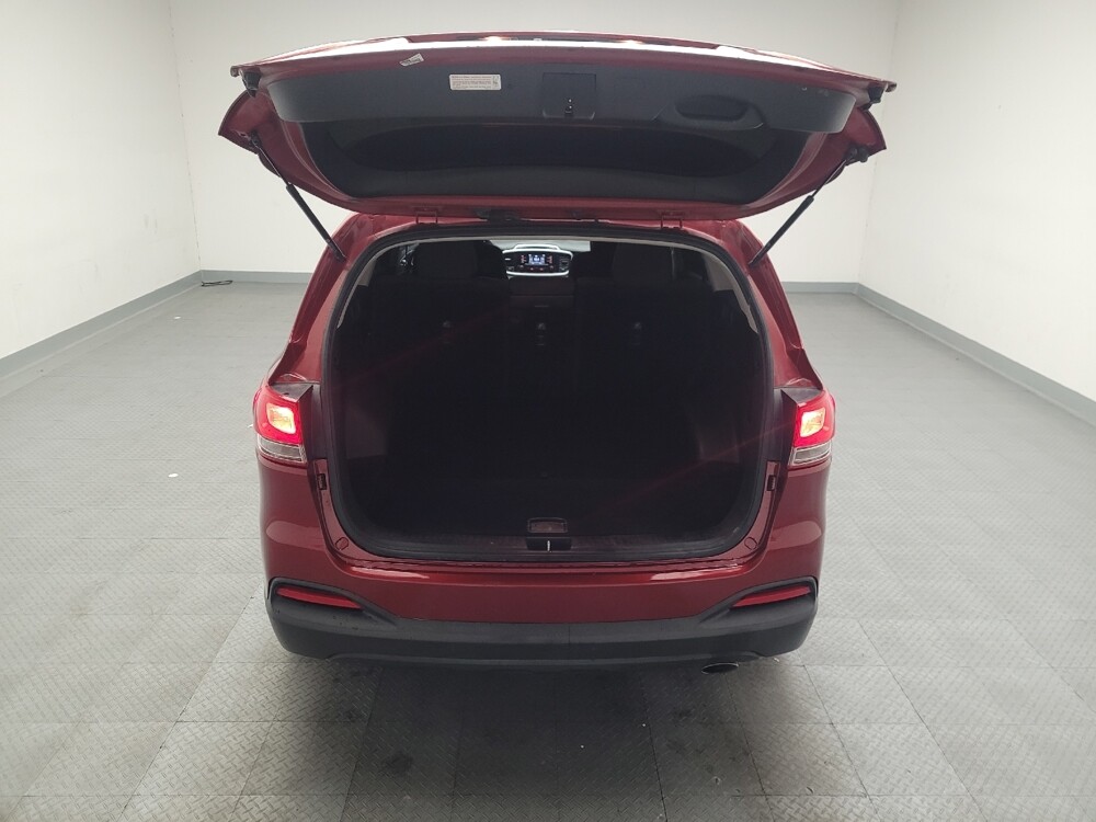 2017 Kia Sorento in Downey, CA 90241 - 18090792 29