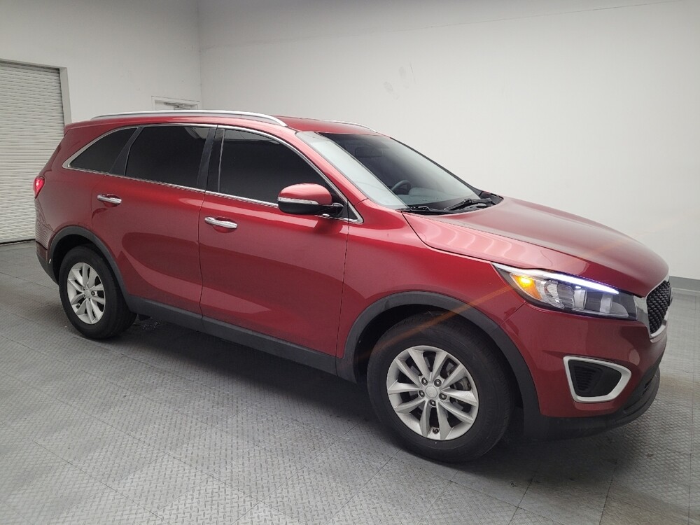 2017 Kia Sorento in Downey, CA 90241 - 18090792 11