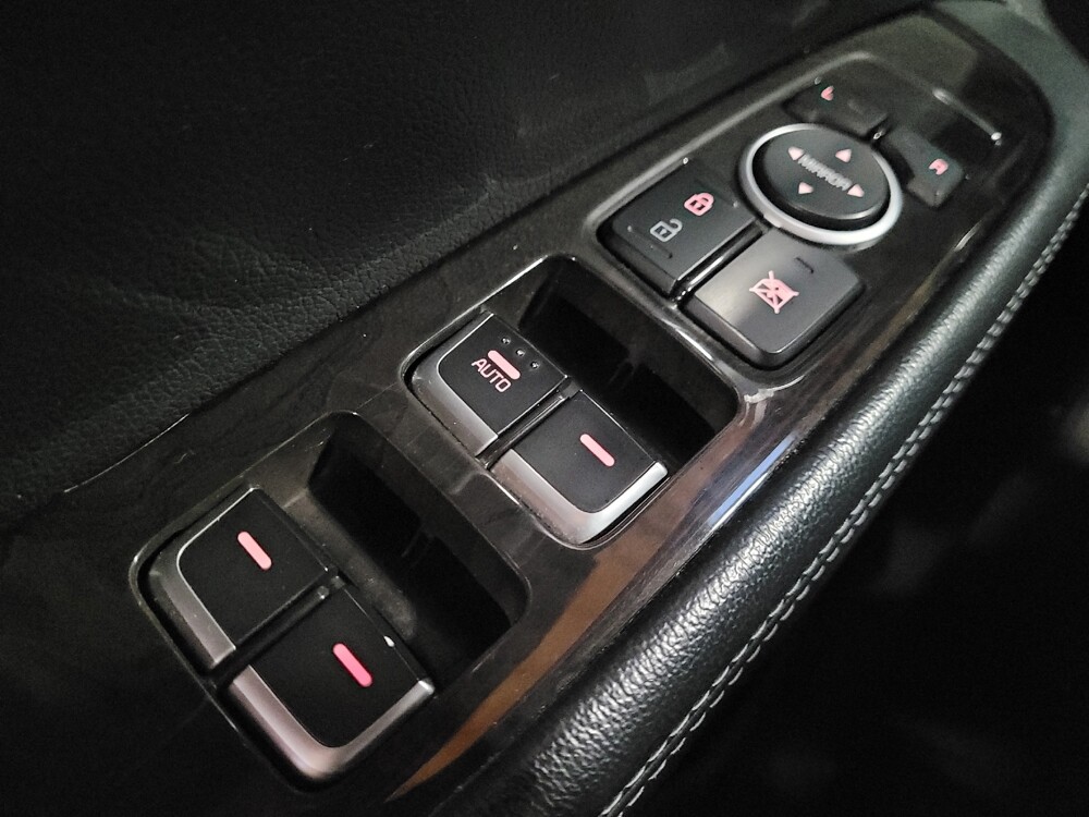 2017 Kia Sorento in Downey, CA 90241 - 18090792 27