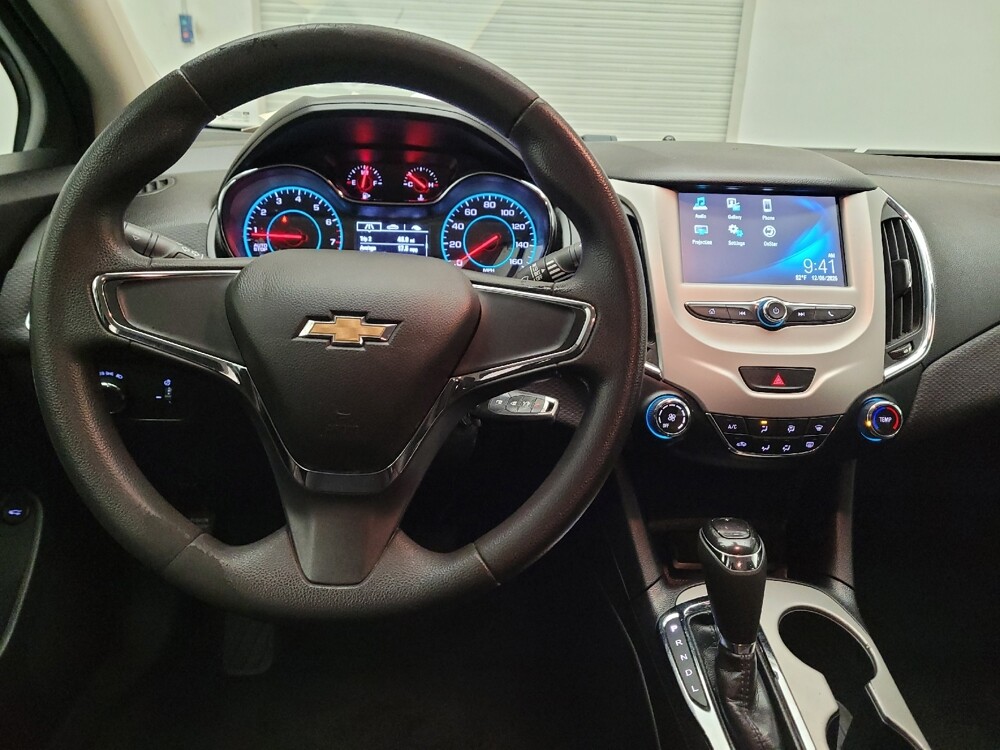 2018 Chevrolet Cruze in Torrance, CA 90504 - 18090794 22