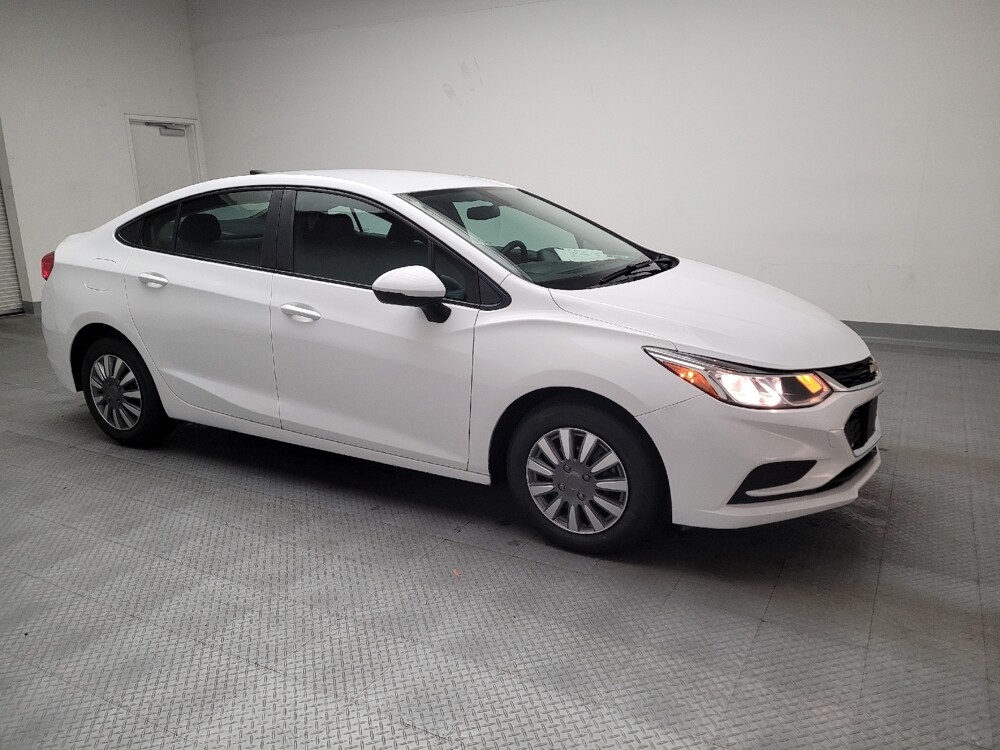 2018 Chevrolet Cruze in Torrance, CA 90504 - 18090794 11