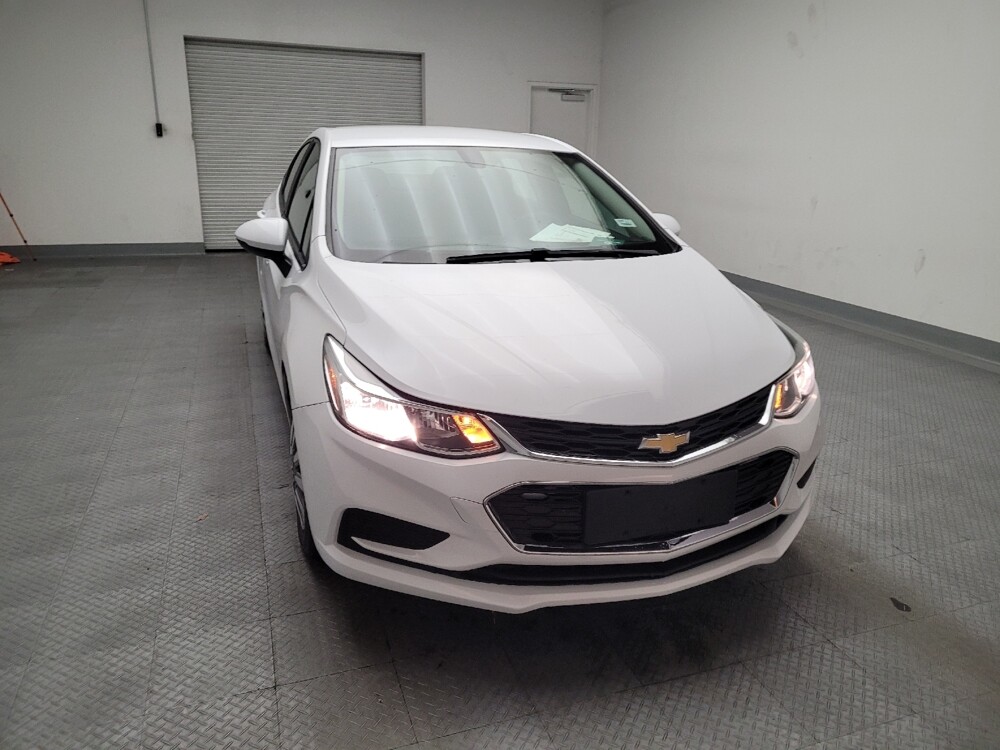 2018 Chevrolet Cruze in Torrance, CA 90504 - 18090794 14
