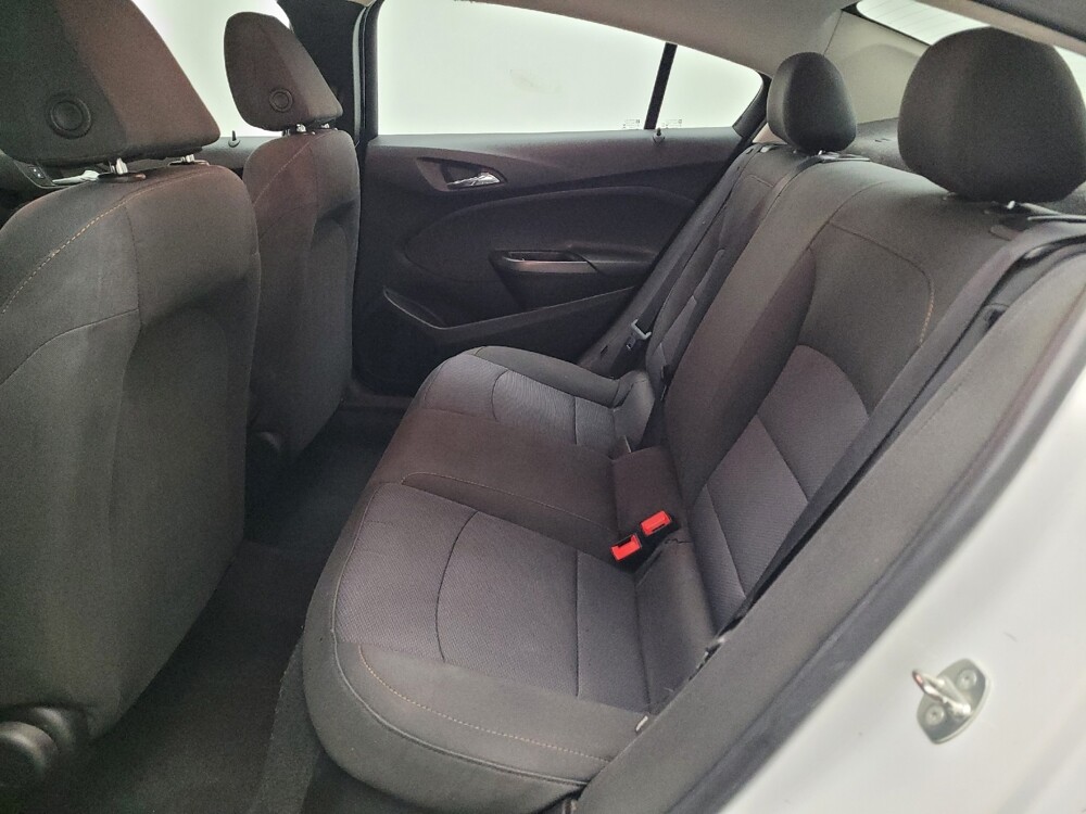 2018 Chevrolet Cruze in Torrance, CA 90504 - 18090794 18