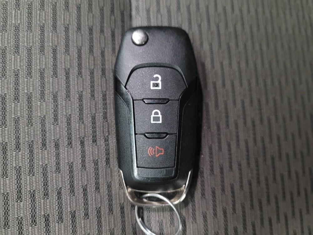 2016 Ford F150 in Downey, CA 90241 - 18090796 32